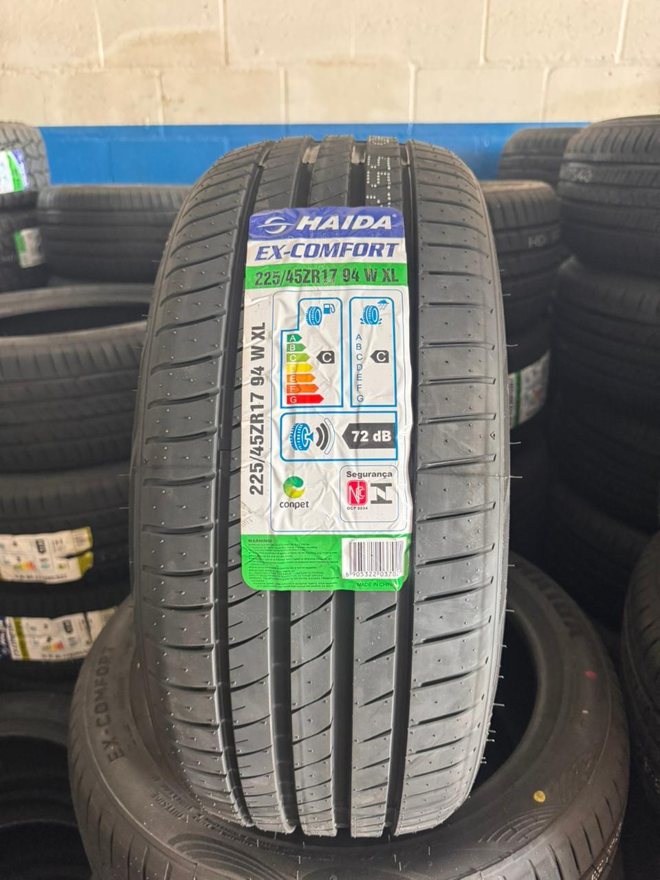 Pneu novo Haida 215/60/17